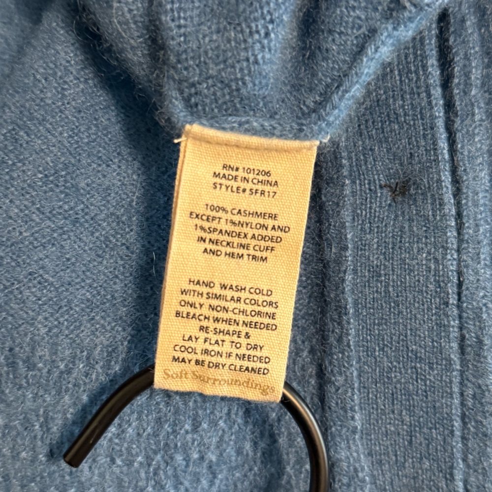 Soft Surroundings - Aisling Cashmere Blue Button Accent Long Sleeve Sweater - 1X - Picture 10 of 10
